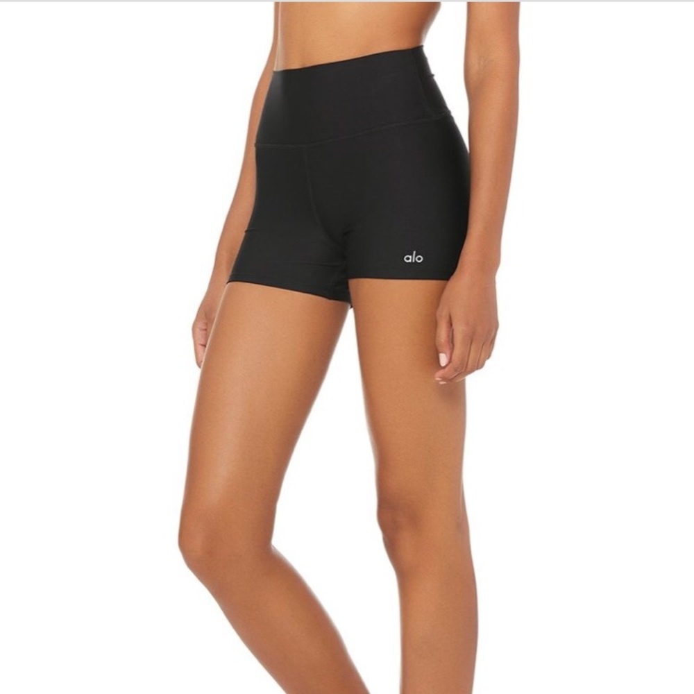 NWT ALO Hight Waist Airlift Shorts